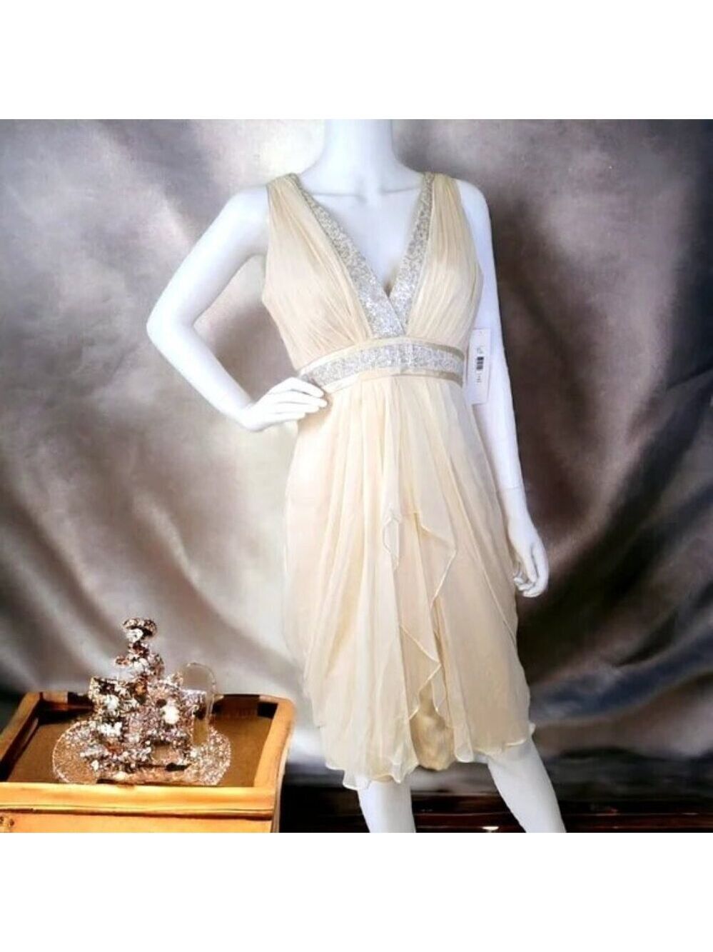 Badgley Mischka 100 % Silk Dress (Cream w/Silver Sequins) Size 6